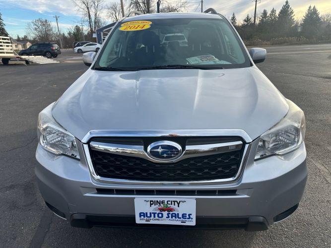 2014 Subaru Forester Image 9