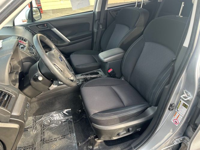 2014 Subaru Forester Image 14