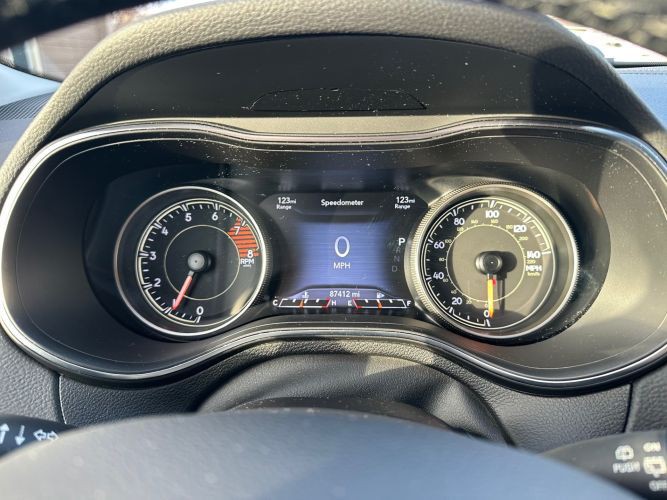 2020 Jeep Cherokee Image 15