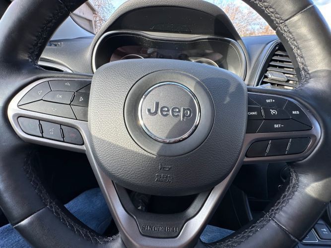 2020 Jeep Cherokee Image 16