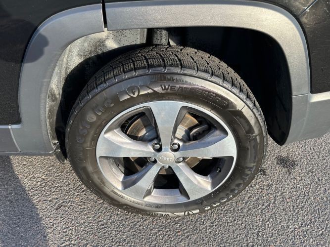 2020 Jeep Cherokee Image 19