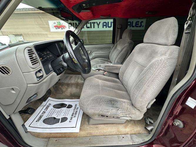 1996 Chevrolet Tahoe Image 10