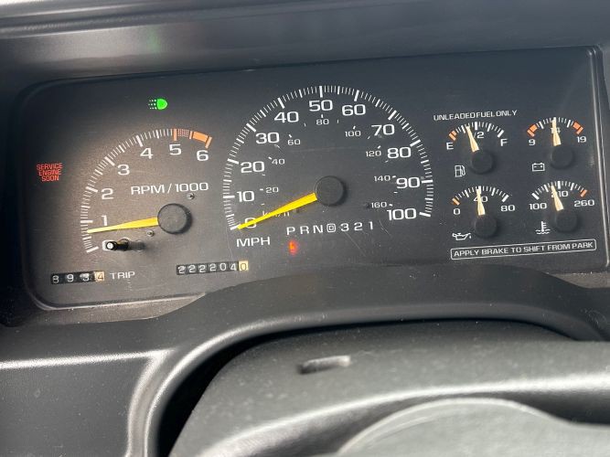 1996 Chevrolet Tahoe Image 16