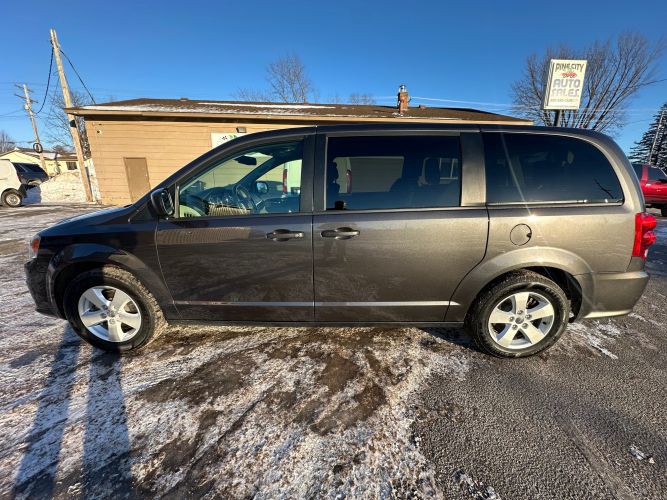 2019 Dodge Grand Caravan Image 2