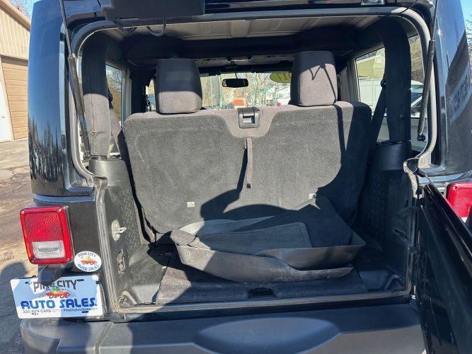 2017 Jeep Wrangler Image 5