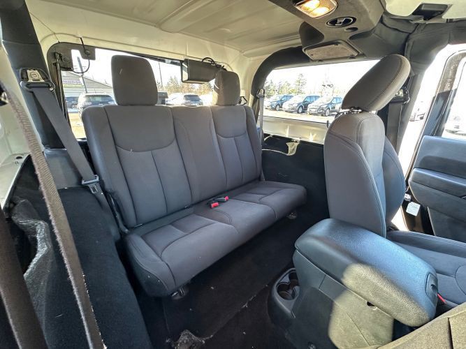 2017 Jeep Wrangler Image 13