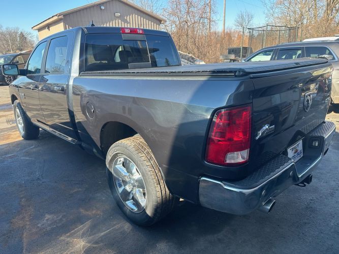 2017 RAM 1500 Image 3