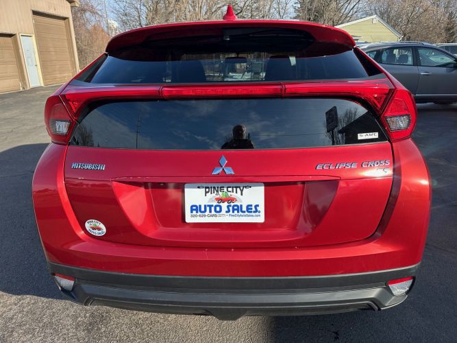 2018 Mitsubishi Eclipse Image 4