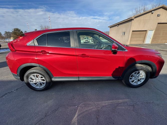 2018 Mitsubishi Eclipse Image 7