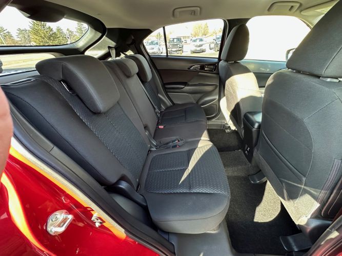 2018 Mitsubishi Eclipse Image 13