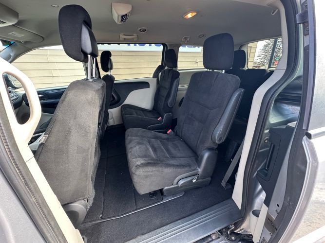 2015 Dodge Grand Caravan Image 12