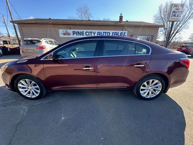 2014 Buick Lacrosse Image 2