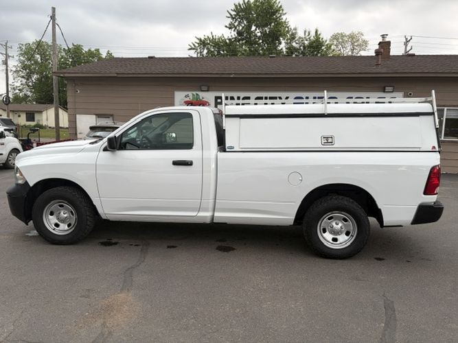 2021 RAM 1500 Image 2