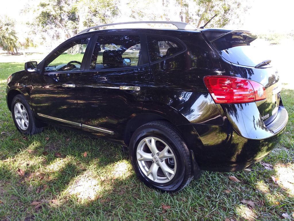 2013 Nissan Rogue Image 2