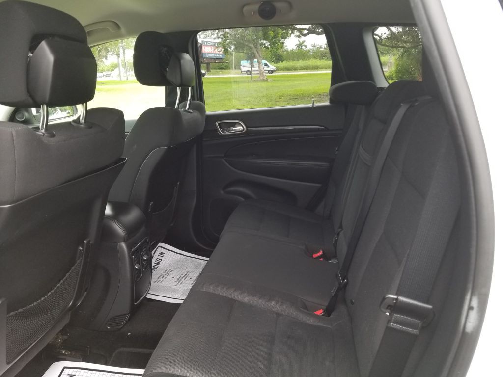 2013 Jeep Grand Cherokee Image 9