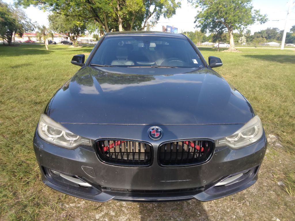 2015 BMW 3 Series Image 3