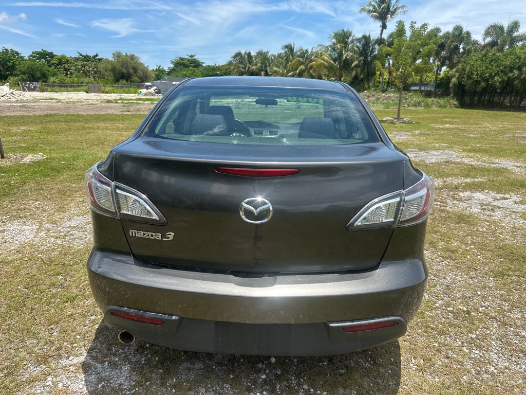 2010 Mazda Mazda3 Image 6