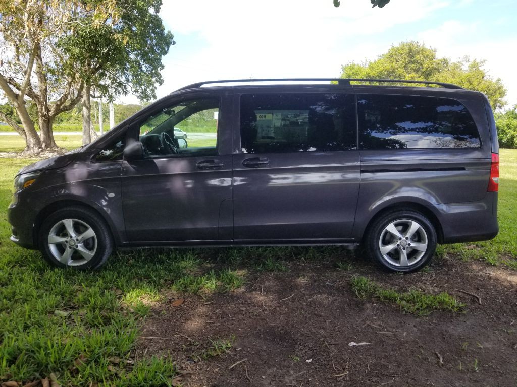 2016 Mercedes-Benz Metris Image 2
