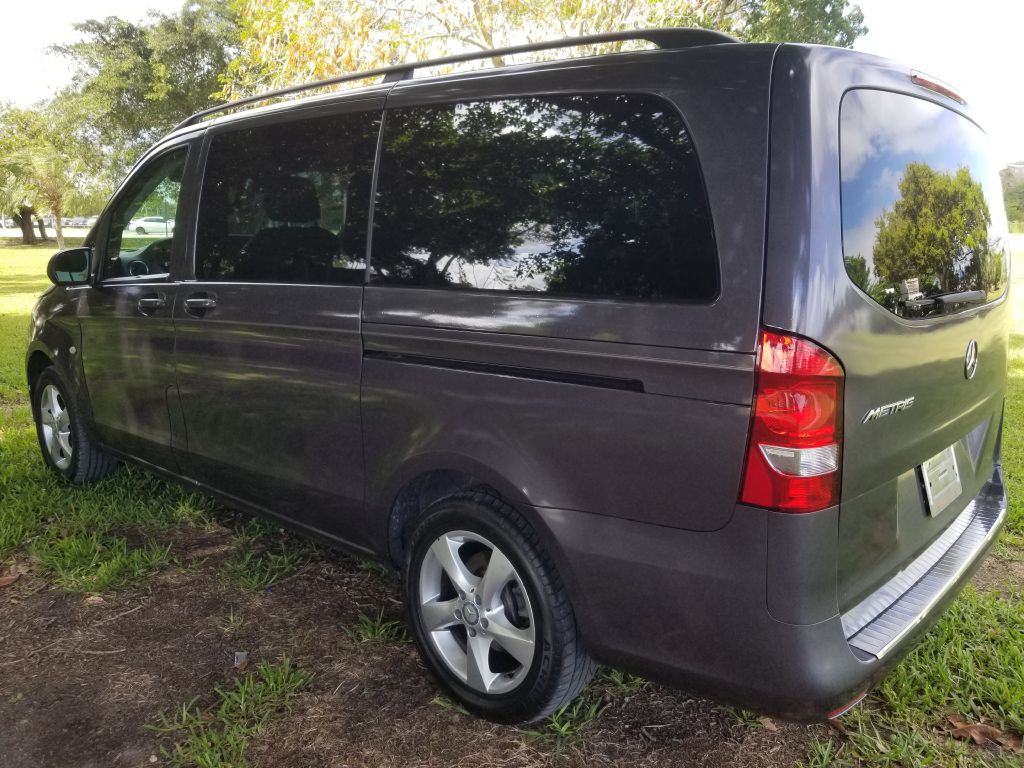 2016 Mercedes-Benz Metris Image 3