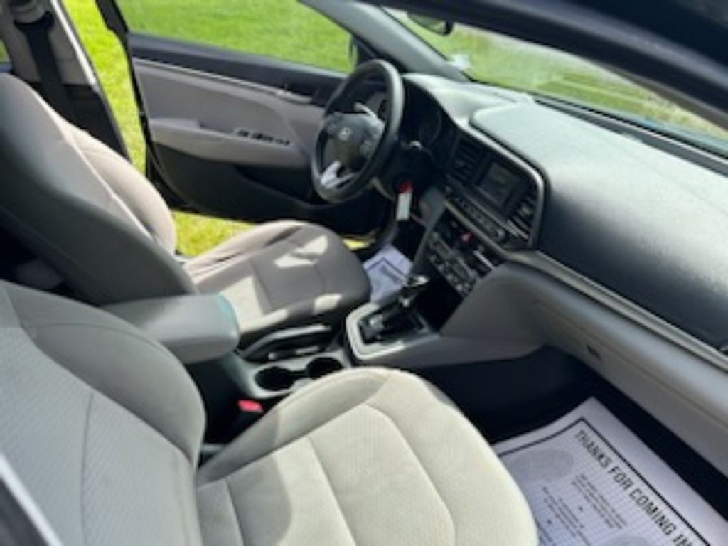 2020 Hyundai Elantra Image 6