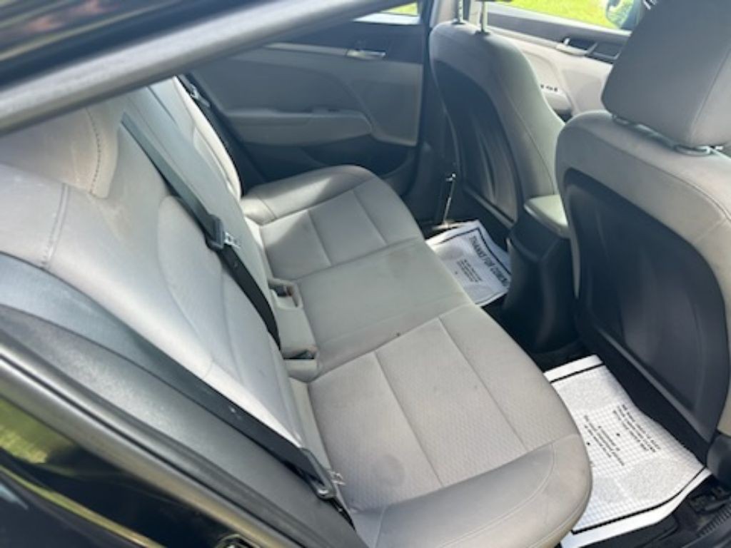 2020 Hyundai Elantra Image 9