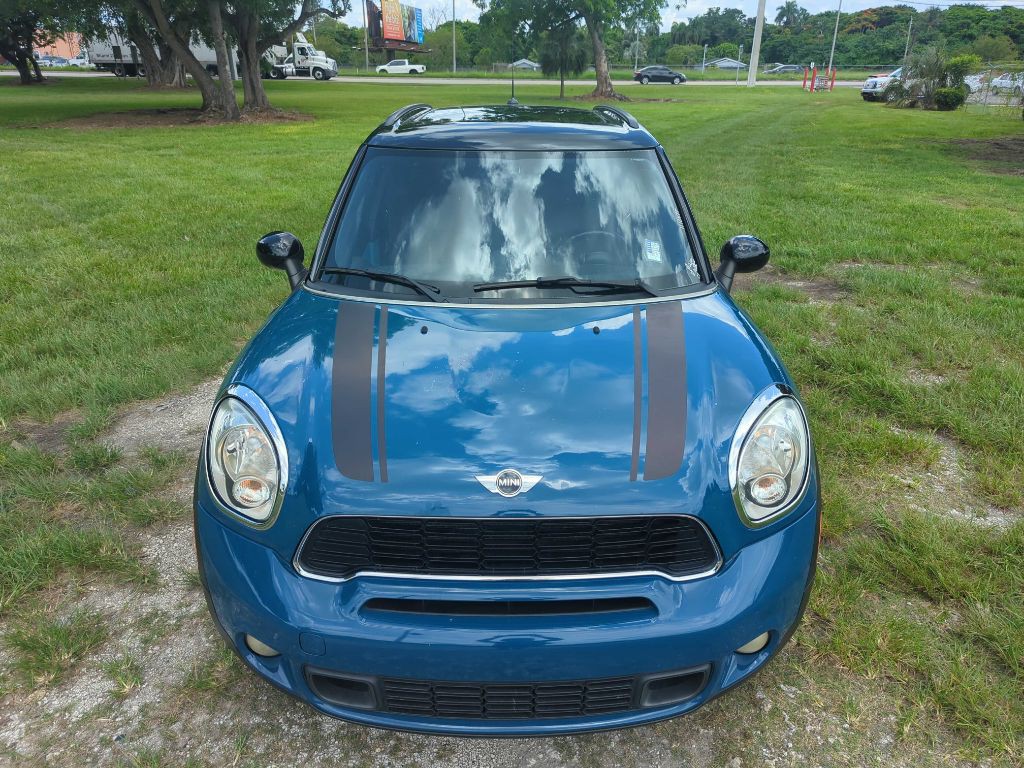 2011 MINI Cooper Image 2