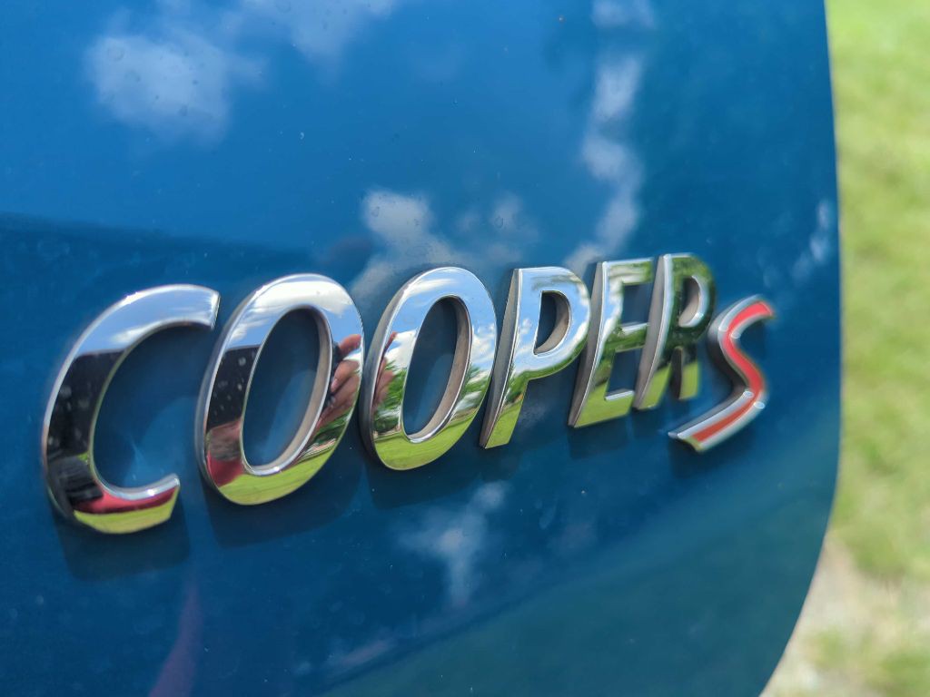 2011 MINI Cooper Image 15