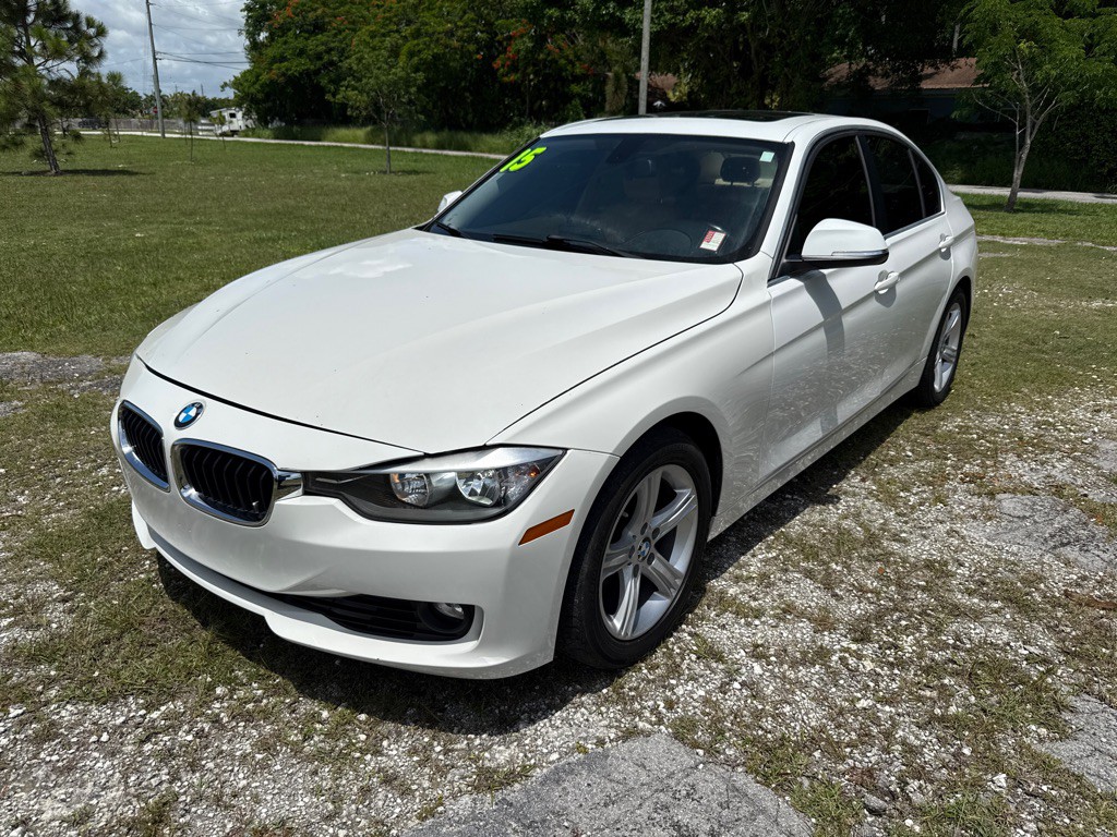 2015 BMW 3 Series Image 3