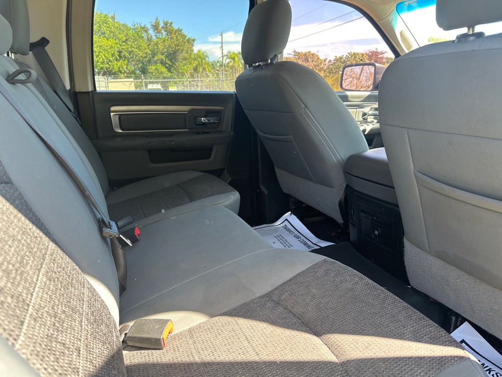 2019 RAM 1500 Image 9