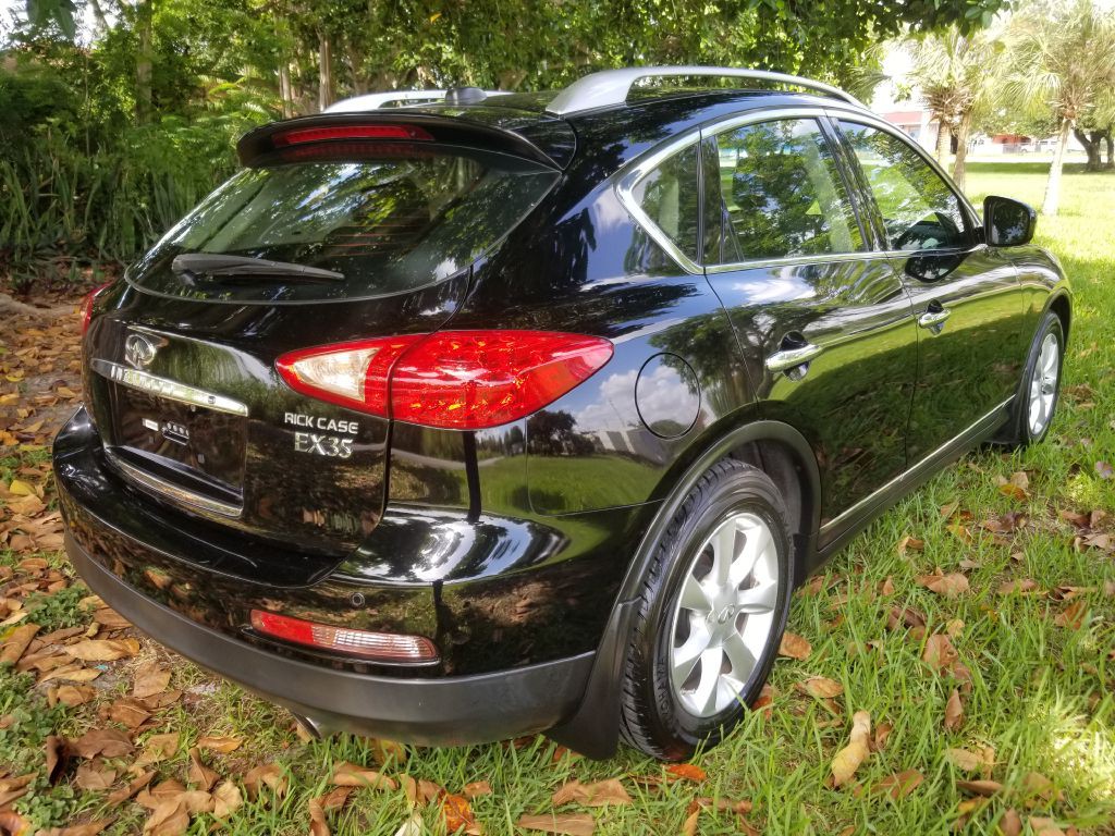 2009 INFINITI EX35 Image 6