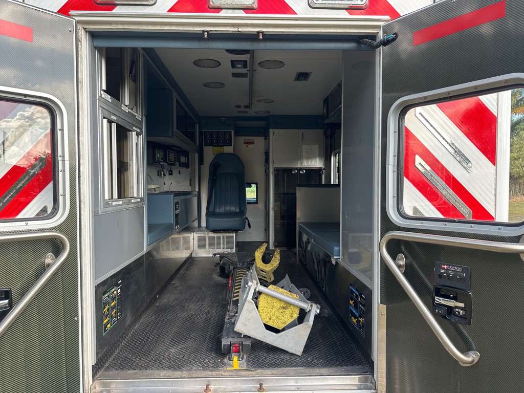 2015 RAM 5500 Image 7