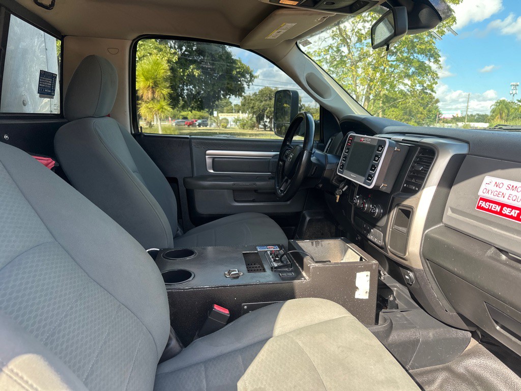 2015 RAM 5500 Image 16