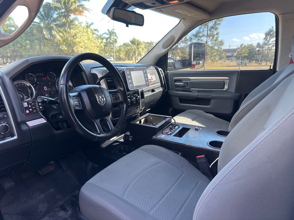 2015 RAM 5500 Image 18