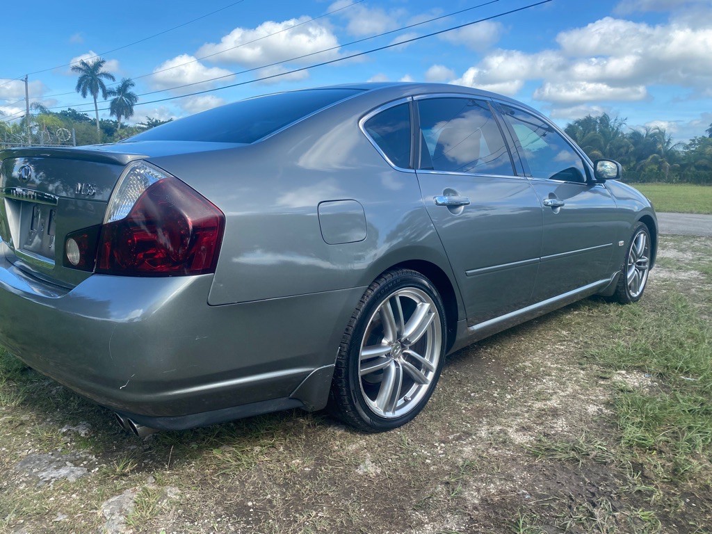 2007 INFINITI M35 Image 3