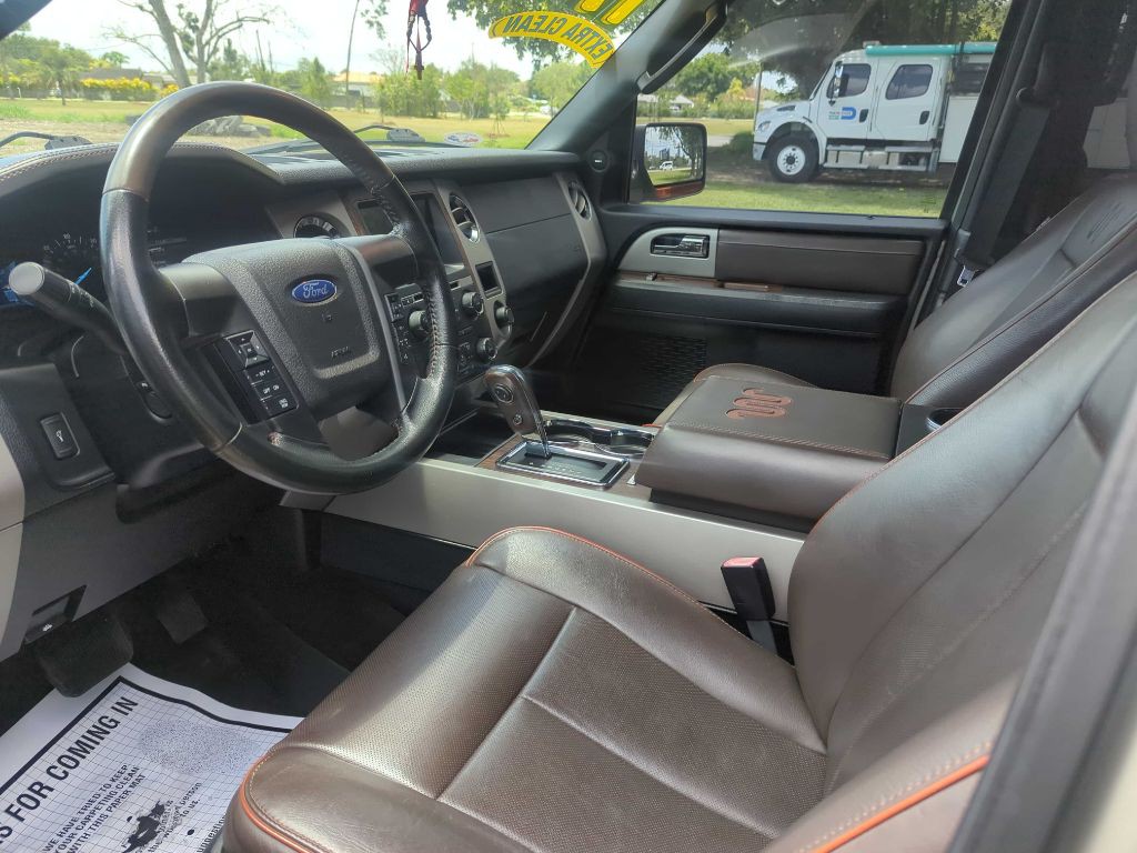 2017 Ford Expedition Image 8