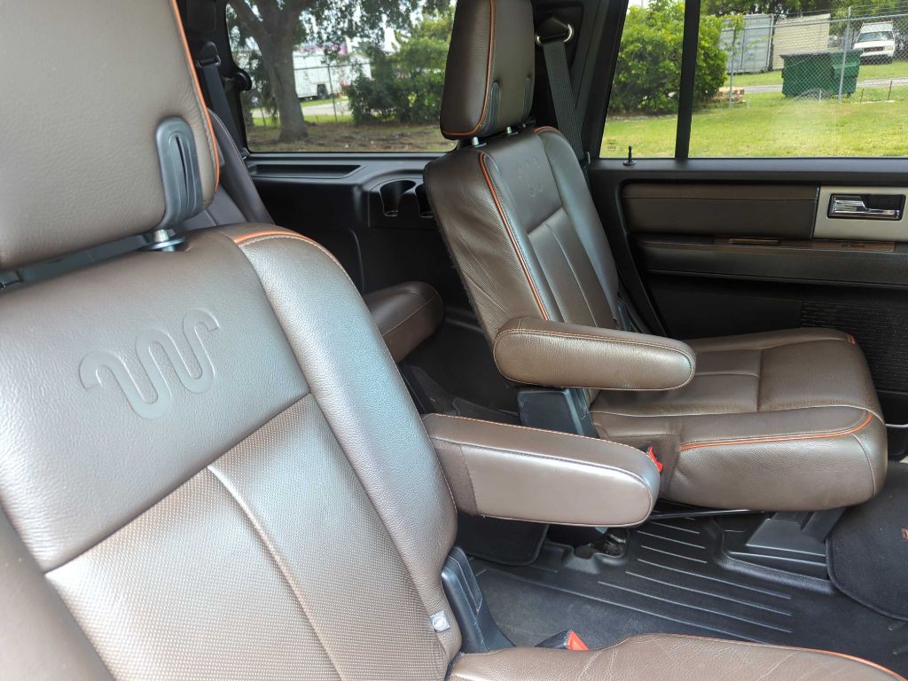2017 Ford Expedition Image 14