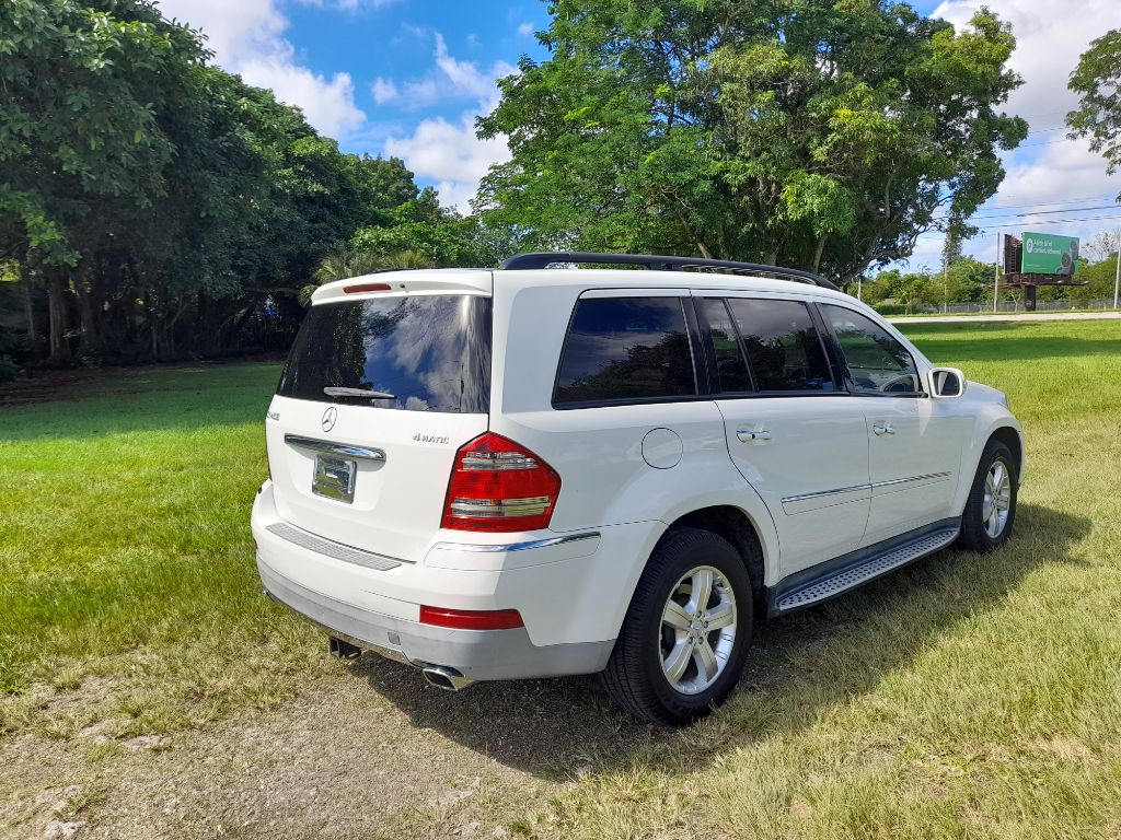 2008 Mercedes-Benz GL-Class Image 7