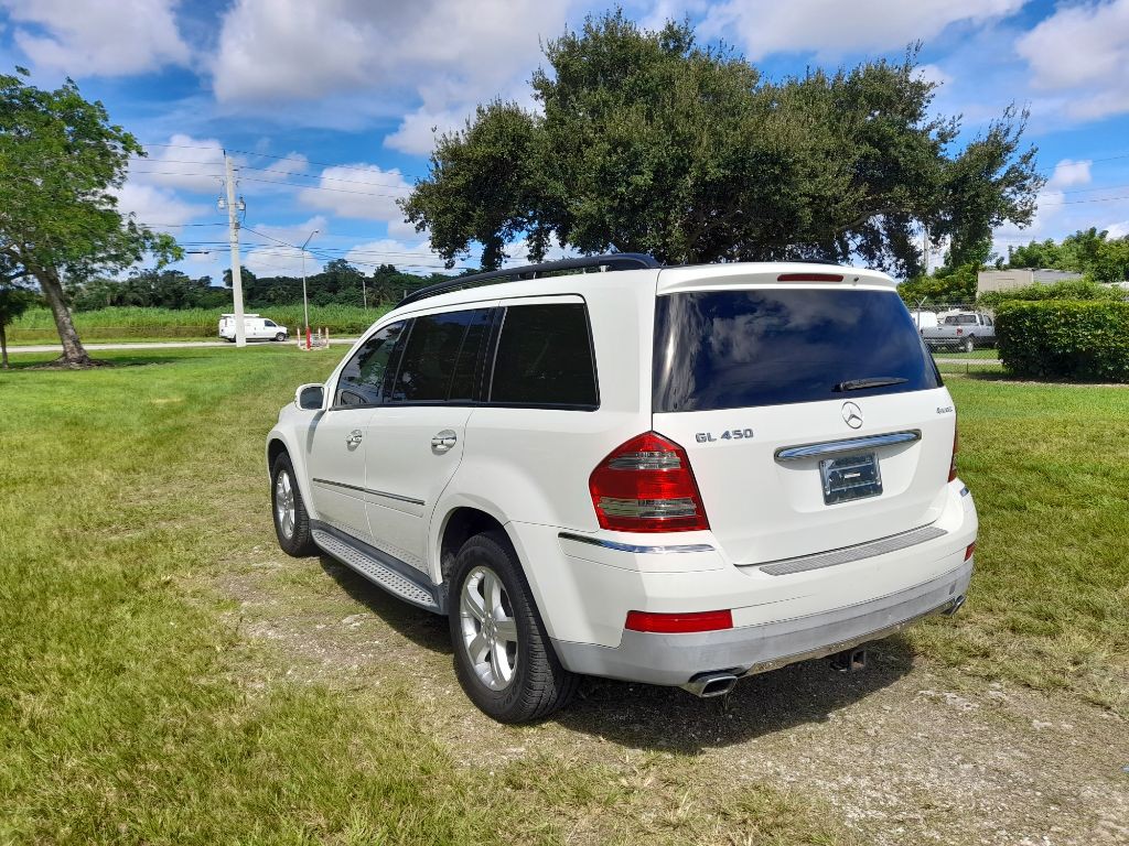 2008 Mercedes-Benz GL-Class Image 9
