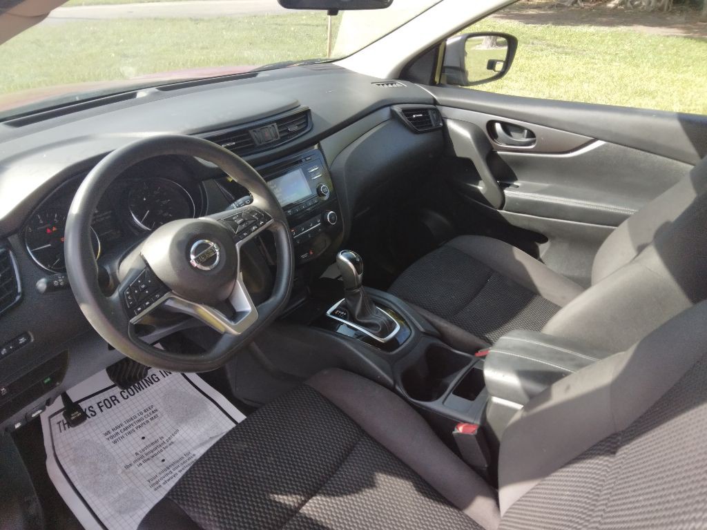 2017 Nissan Rogue Image 7