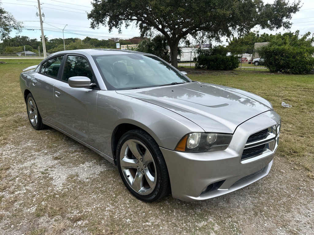2014 Dodge Charger Image 4