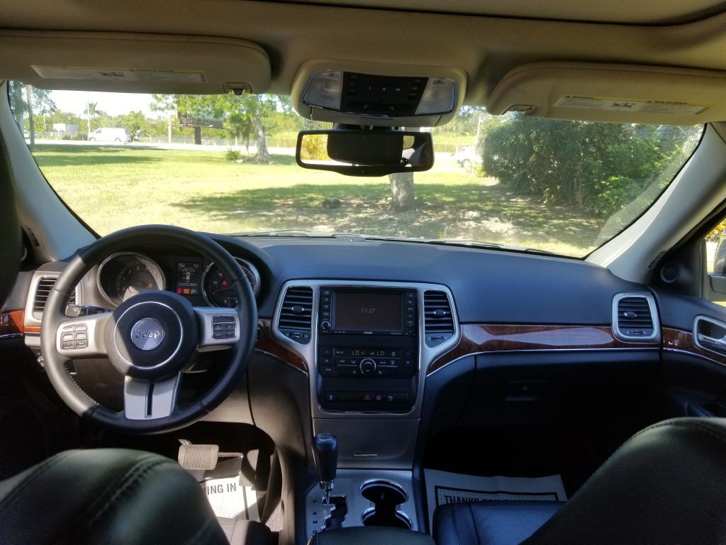 2013 Jeep Grand Cherokee Image 10