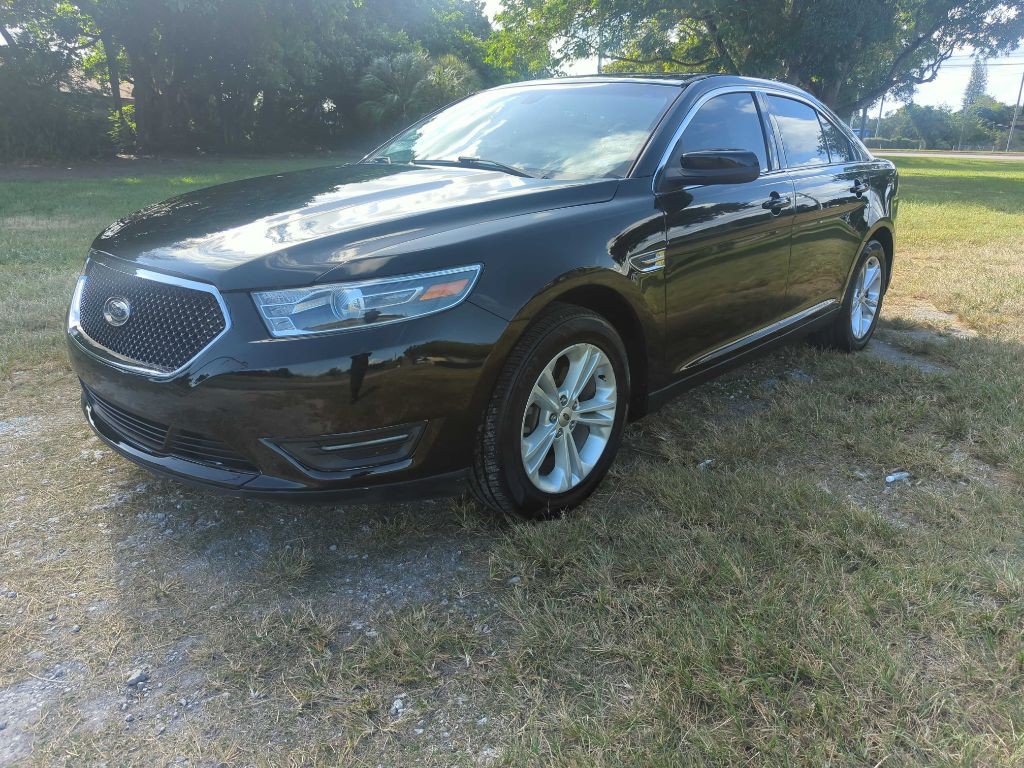 2016 Ford Taurus Image 1