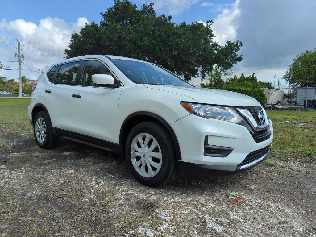 2017 Nissan Rogue Image 3