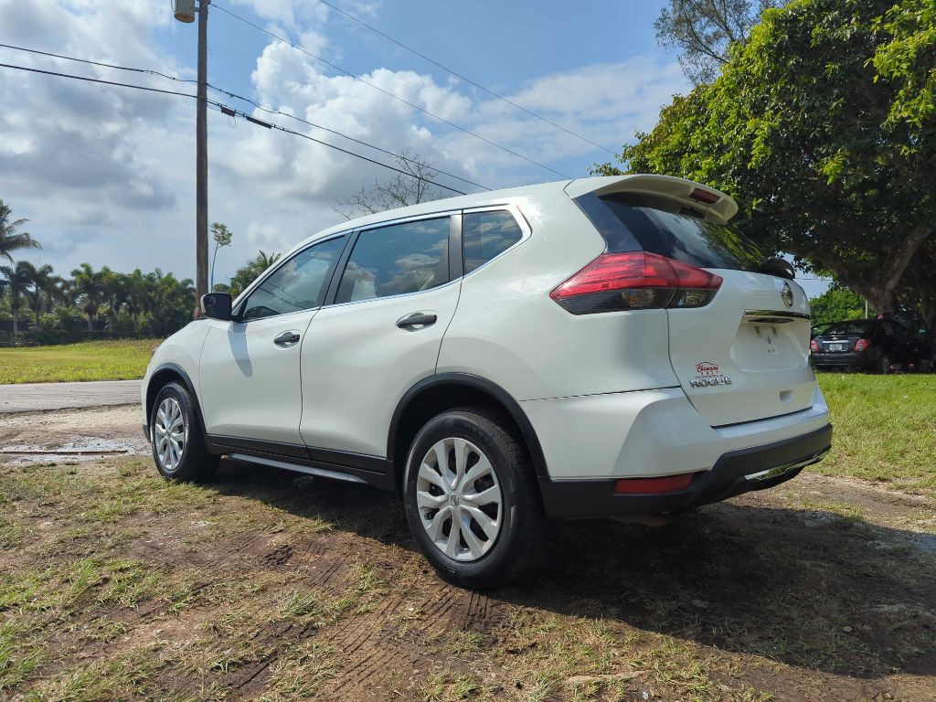 2017 Nissan Rogue Image 6