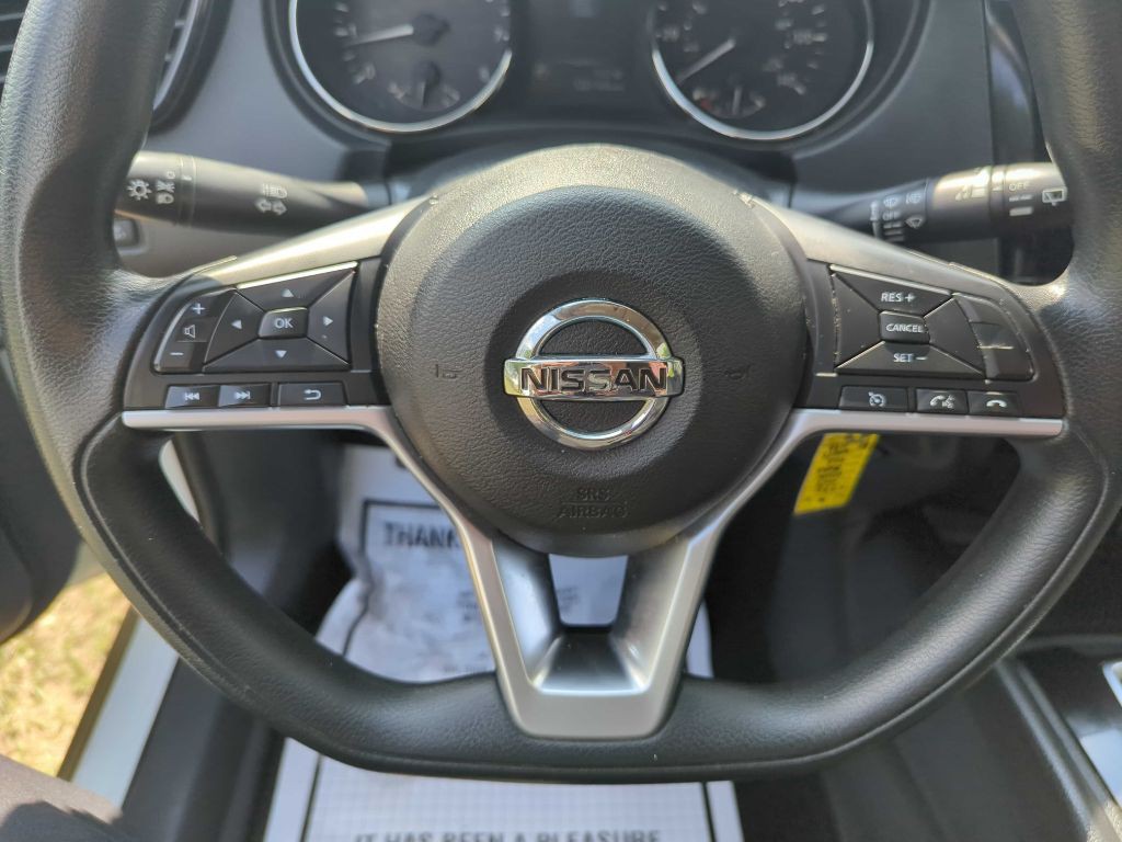 2017 Nissan Rogue Image 15