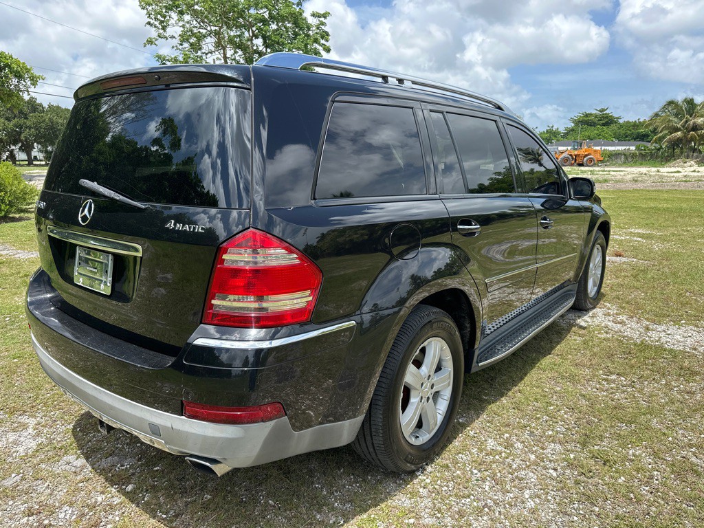 2007 Mercedes-Benz GL-Class Image 4