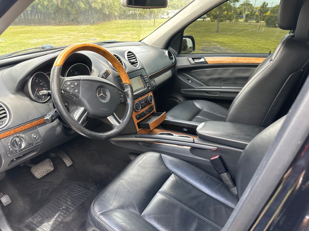 2007 Mercedes-Benz GL-Class Image 10