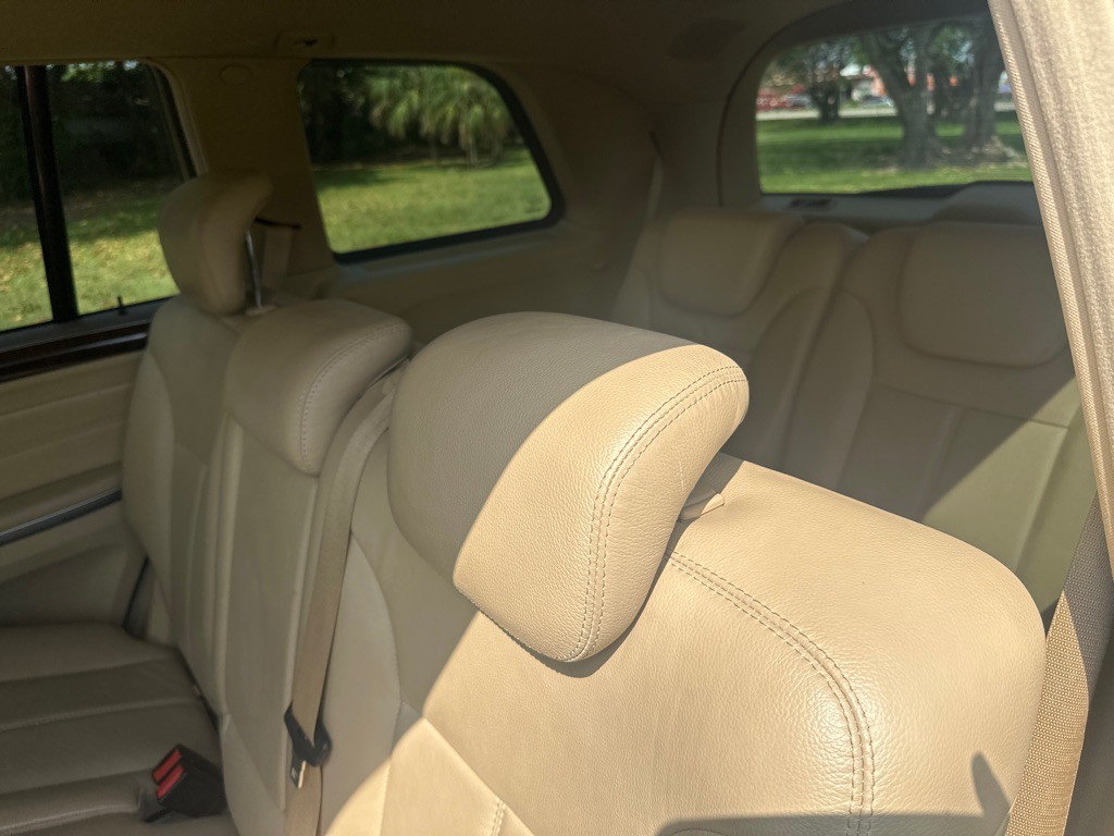 2007 Mercedes-Benz GL-Class Image 10