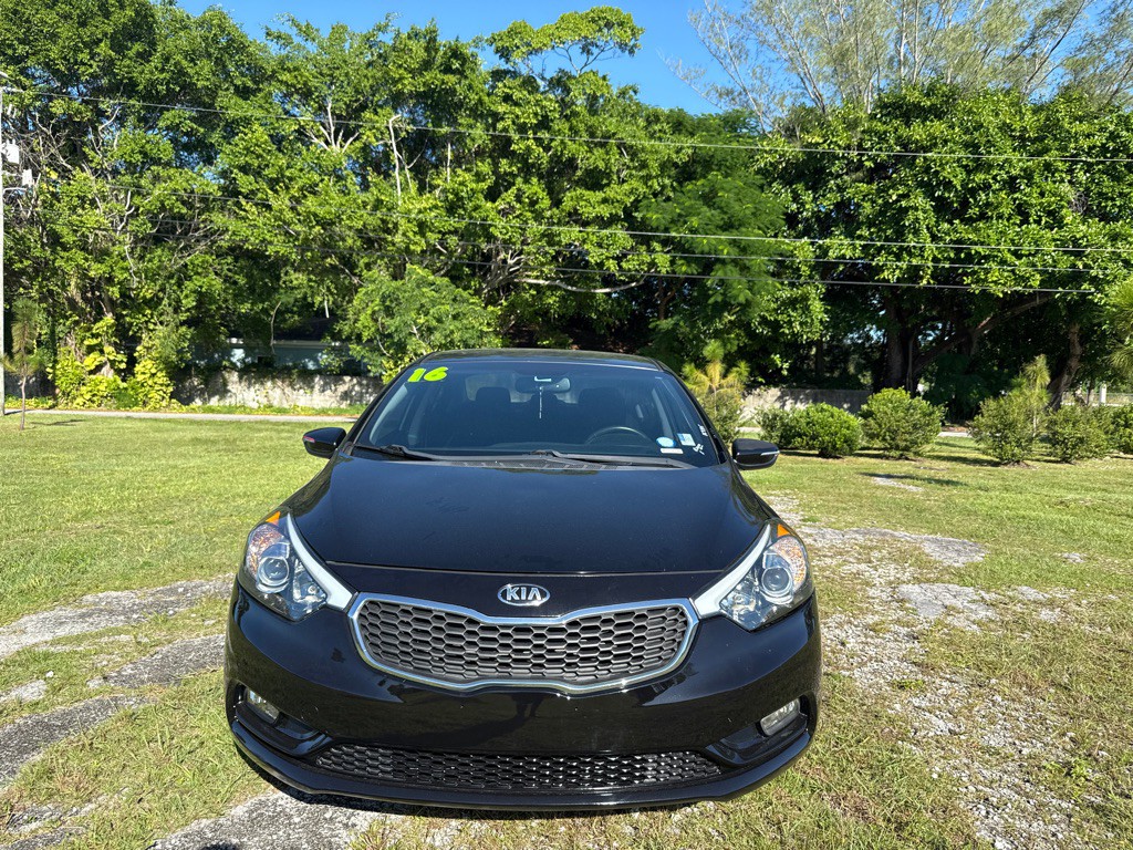 2016 Kia Forte Image 2