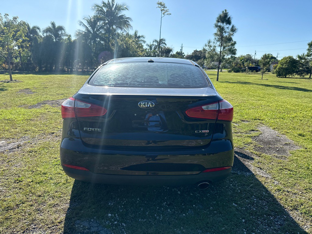 2016 Kia Forte Image 5